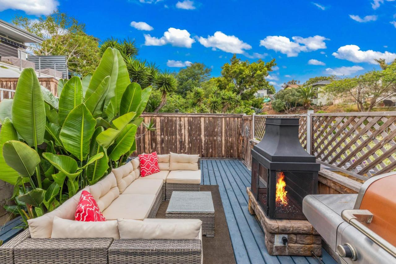 אושנסייד Mile To Beach! Private, Family & Pet Friendly Oasis! Pool Table & Hot Tub! מראה חיצוני תמונה